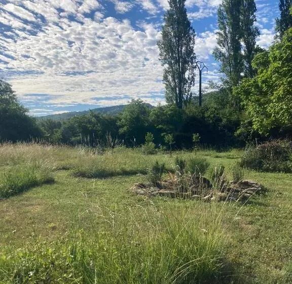 Majatalo Les Deux Chevaux Chambres D’hôtes