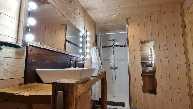 Majatalo Maison D Hôtes Et Spa La Boucotte