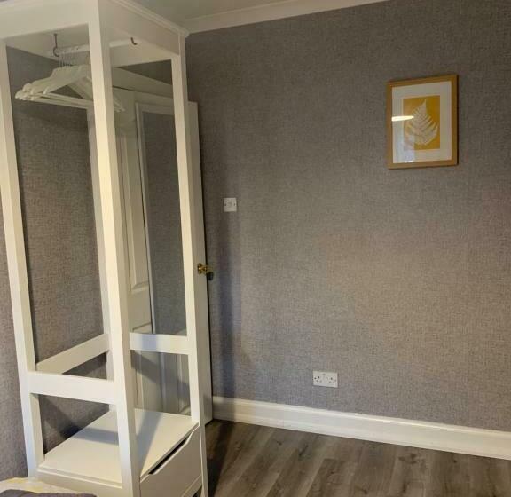 펜션 Nevis Rooms Self Check In With Free Onsite Parking