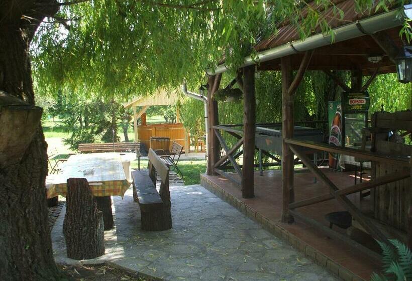 펜션 Simai Vendégház