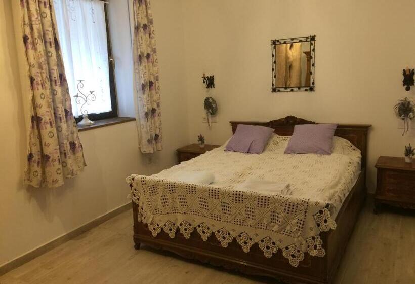 Pansiyon Villa Aromatique