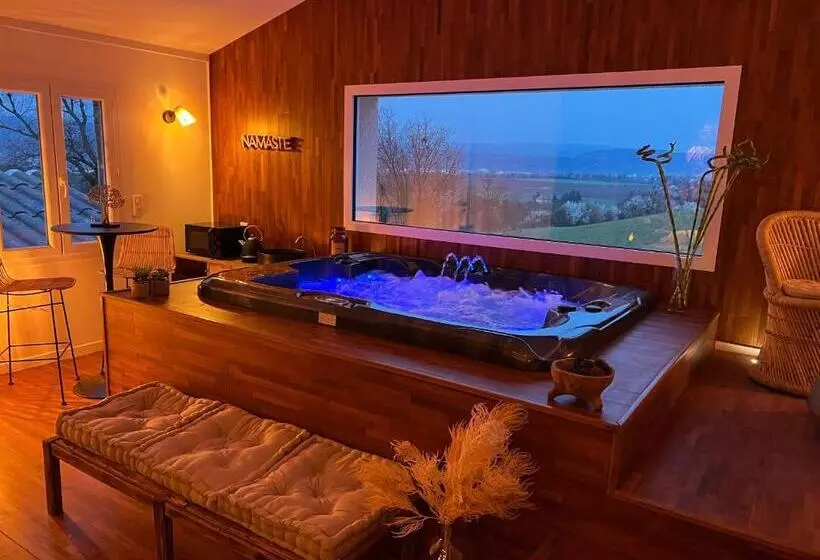 ベッドアンドブレックファースト La Belle Marcelle   Chambre D Hôtes Avec Jacuzzi