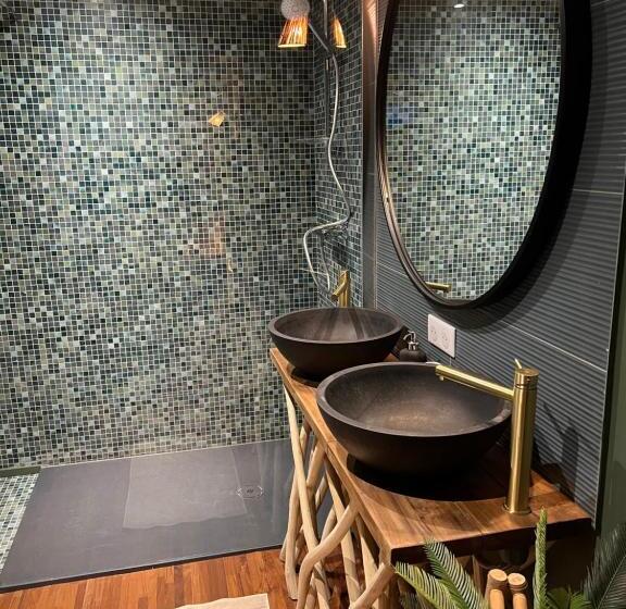 ベッドアンドブレックファースト La Belle Marcelle   Chambre D Hôtes Avec Jacuzzi