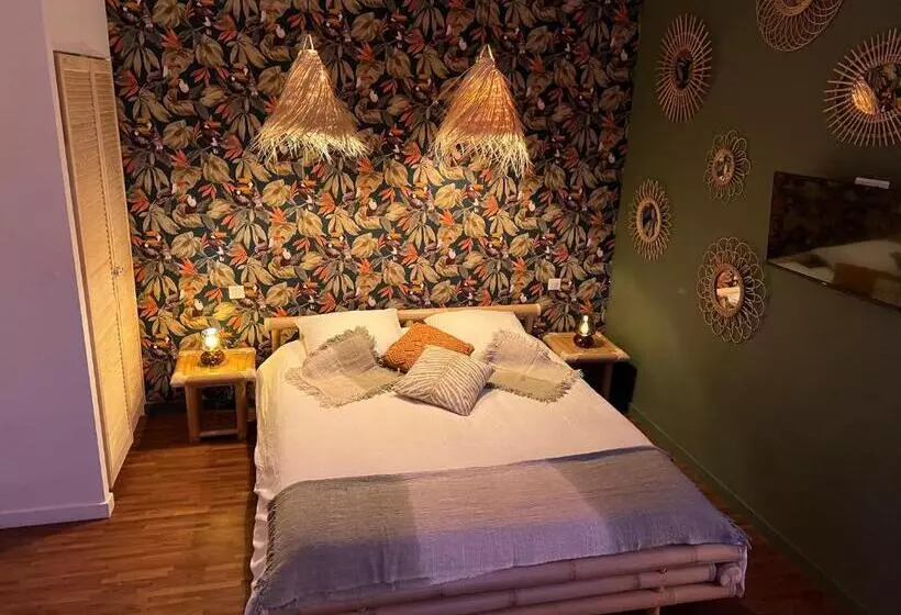 ベッドアンドブレックファースト La Belle Marcelle   Chambre D Hôtes Avec Jacuzzi