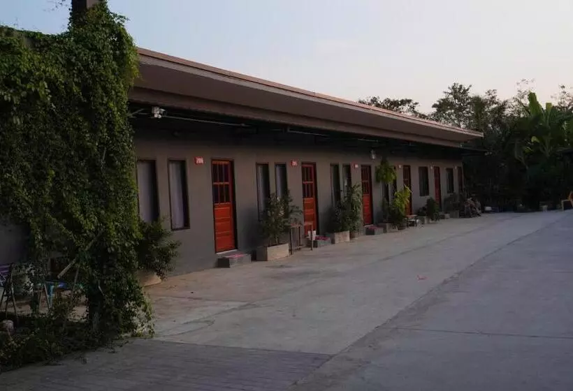 ホテル กรณวรรณ รีสอร์ท