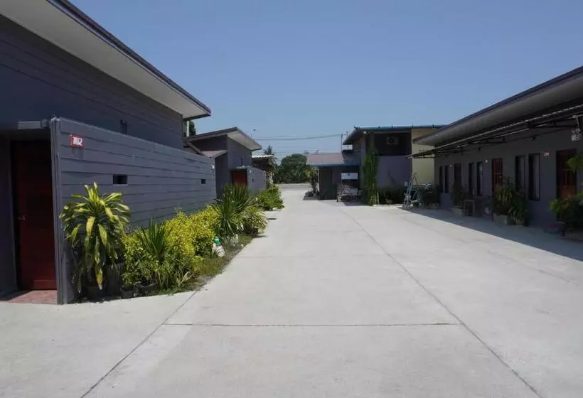 ホテル กรณวรรณ รีสอร์ท