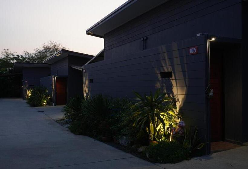 酒店 กรณวรรณ รีสอร์ท