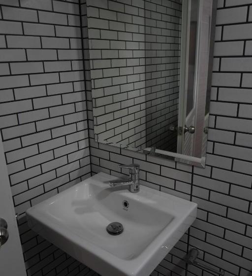 酒店 กรณวรรณ รีสอร์ท