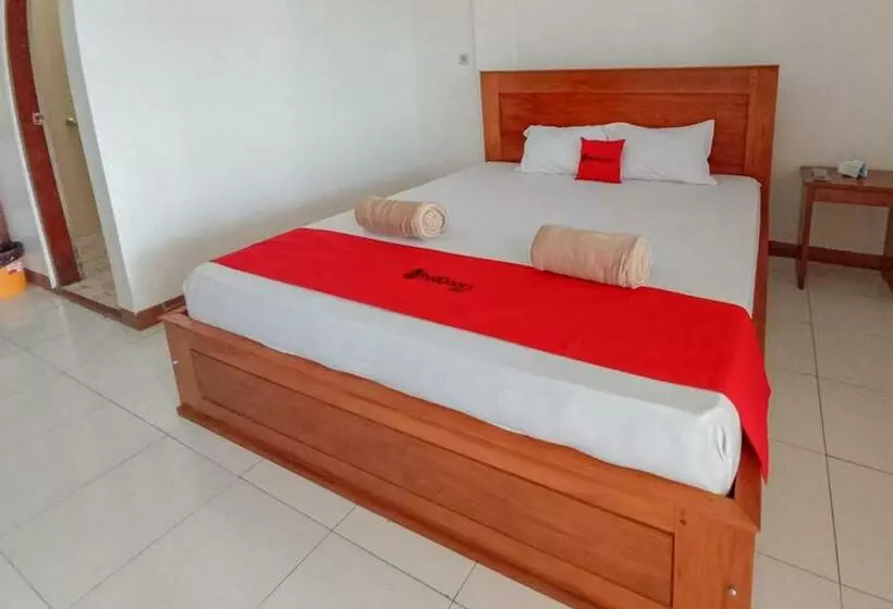 Hotelli Reddoorz Syariah At Abemoch Kampkey