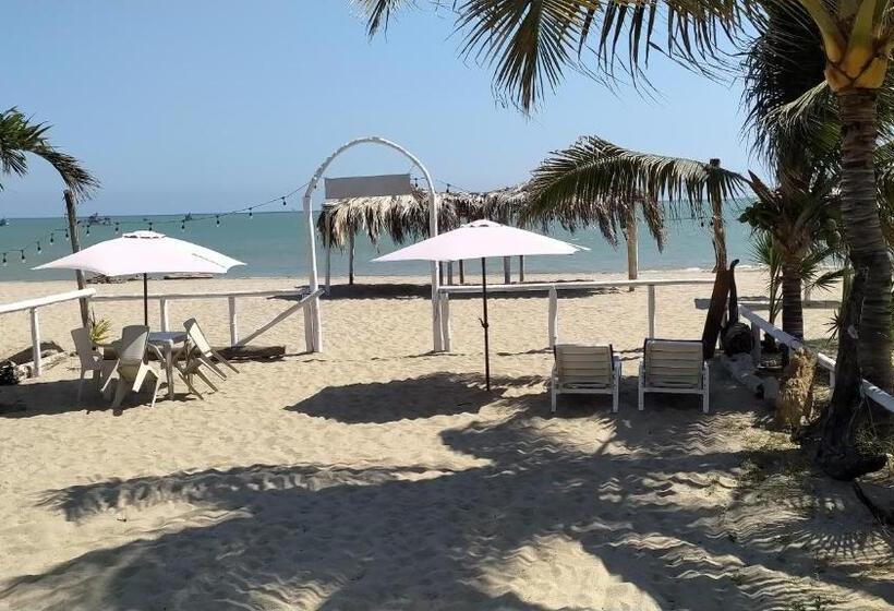 Pension Hospedaje Las Brisas De Zorritos