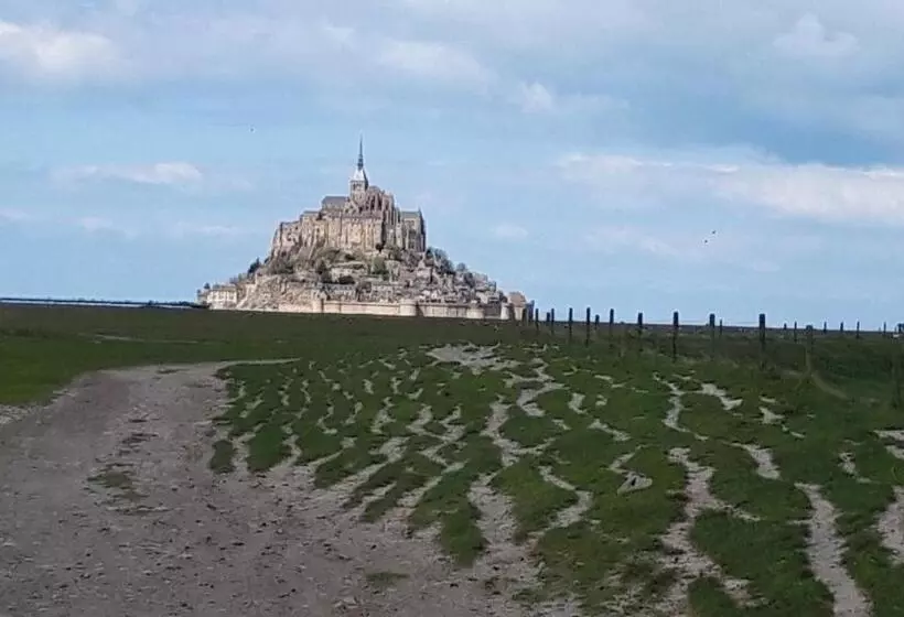 ペンション Le Petit Bois Normand