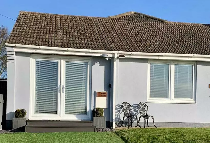 ペンション Poppy Annex