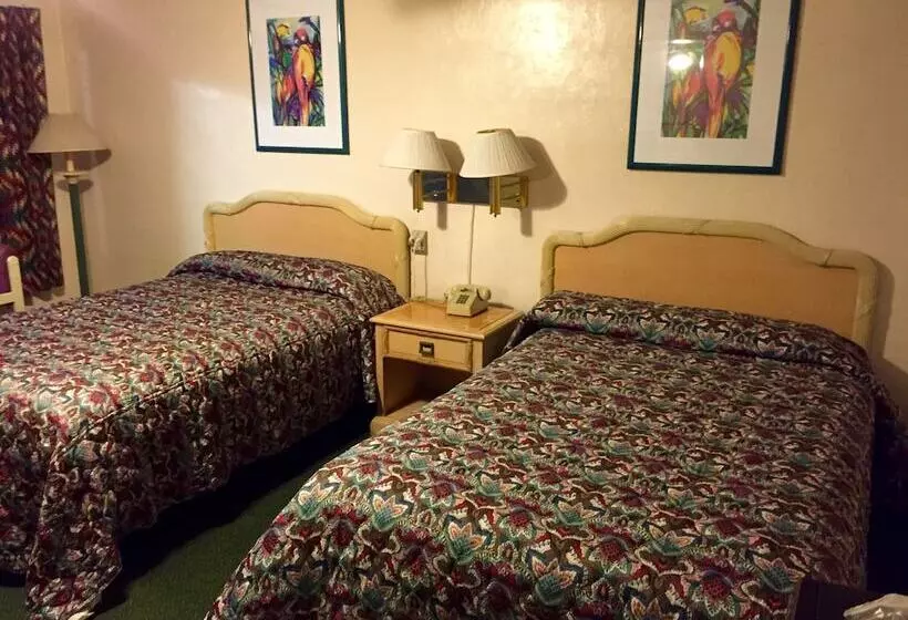 Cadillac Motel Fanning Springs