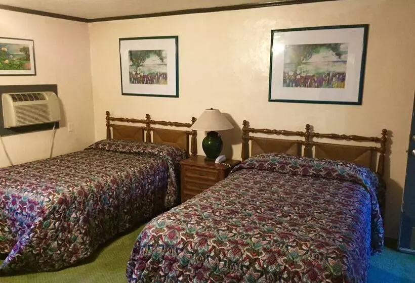 Cadillac Motel Fanning Springs