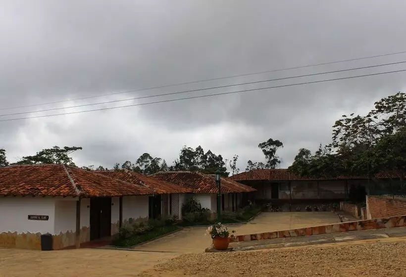 Hotelli Club Nautico Acuarela