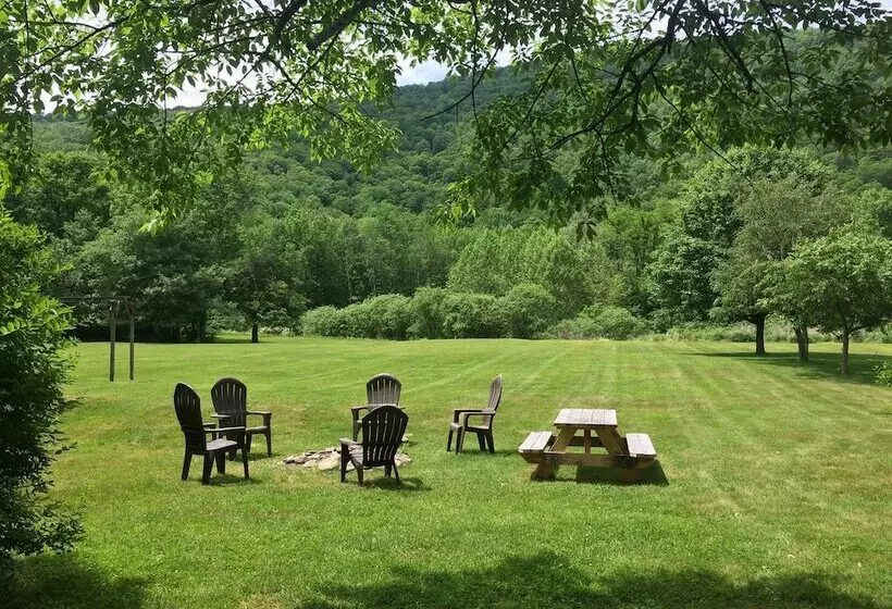 Hotelli Cold Spring Lodge