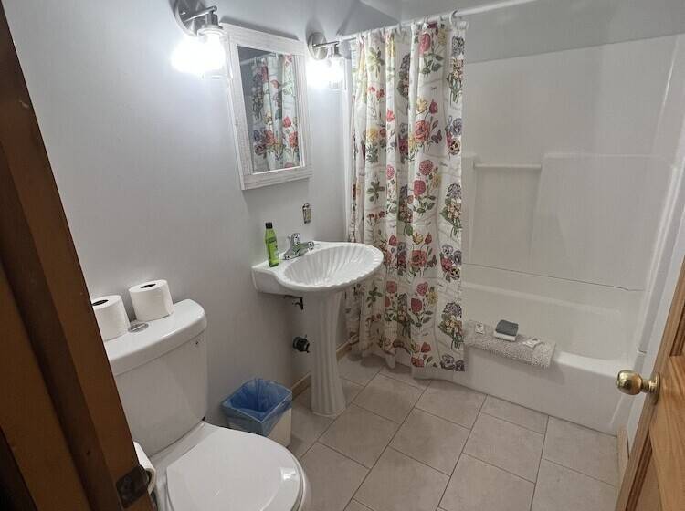 Otel Cold Spring Lodge