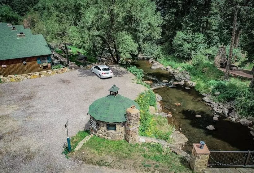 Hotelli Colorado Bear Creek Cabins