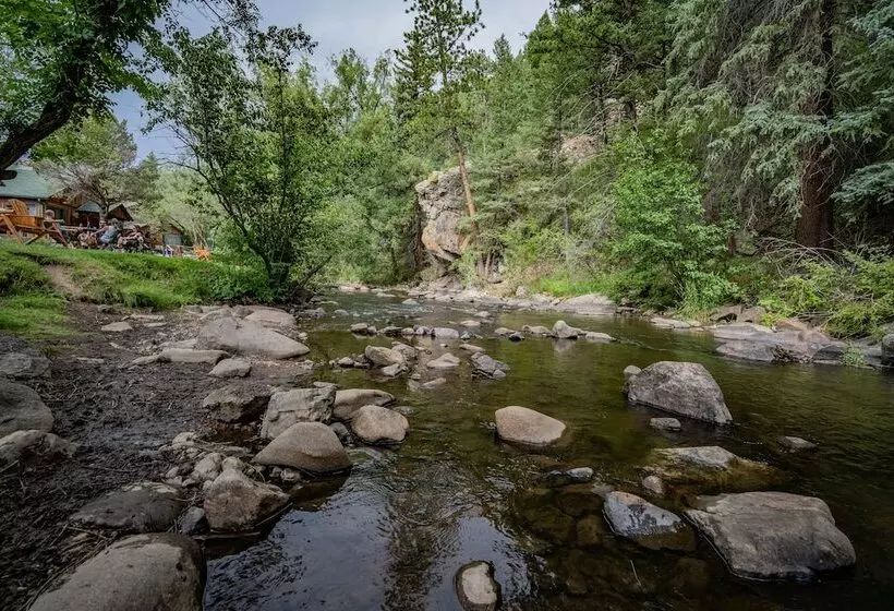 Hotelli Colorado Bear Creek Cabins