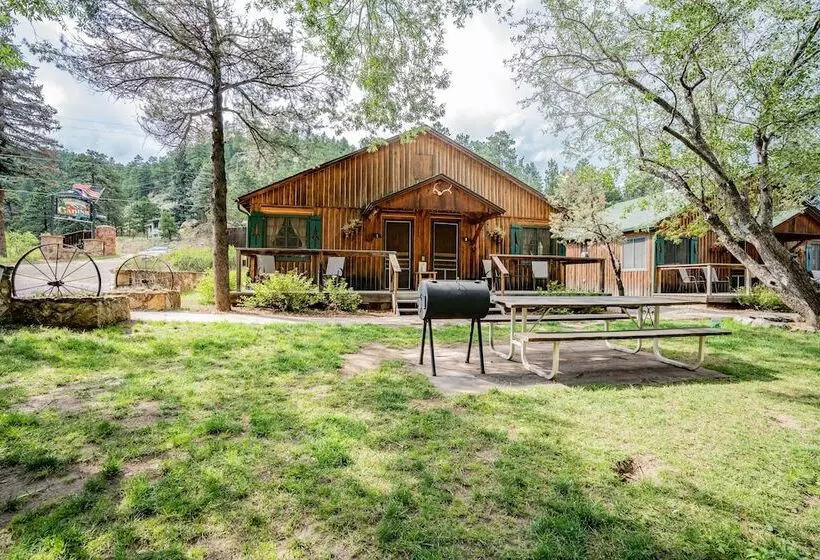 Hotelli Colorado Bear Creek Cabins