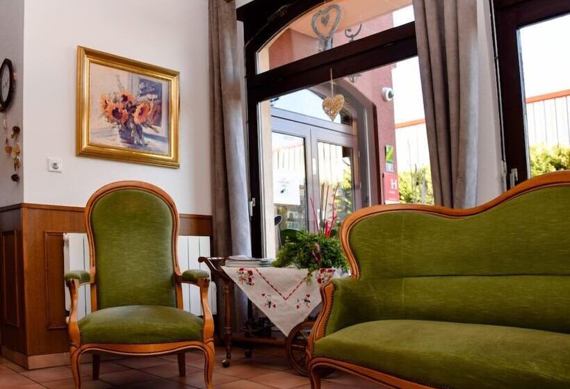 בית מלון כפרי Hôtel L écu D Alsace