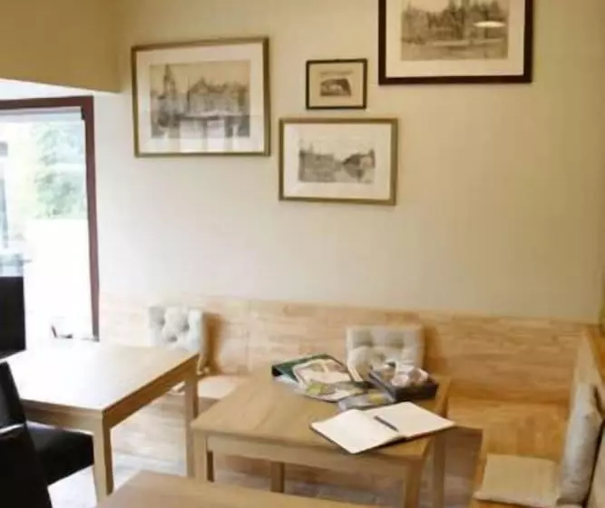 Hotelli Huis Bij De Lieve Bed & Breakfast