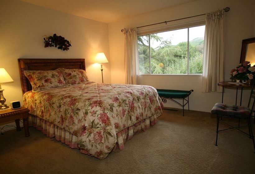 فندق Point Reyes Vineyard Inn
