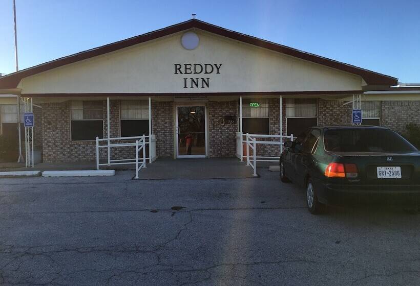 Hotel Reddy Inn And Suites