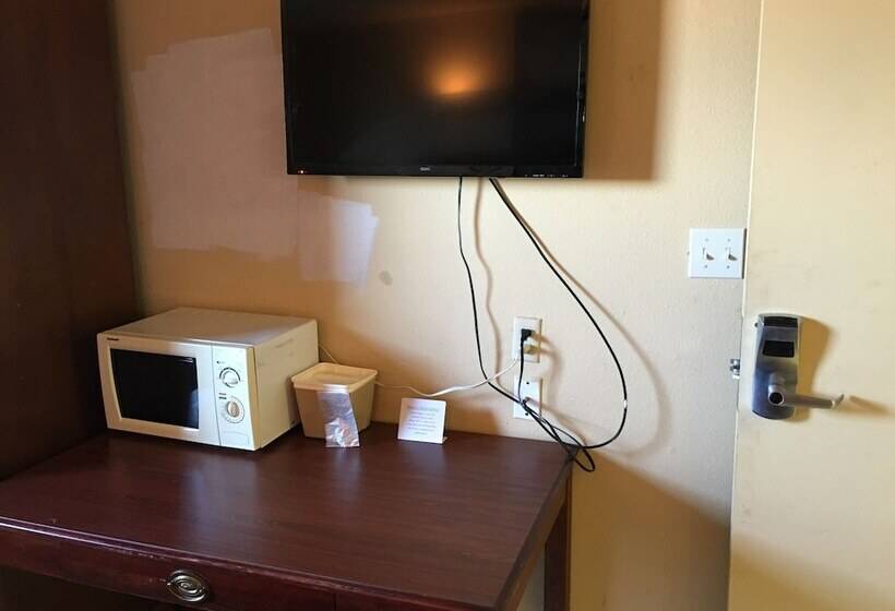 Hotel Reddy Inn And Suites