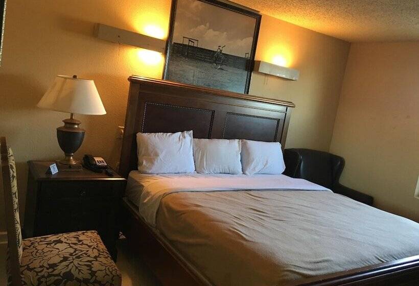 Hotel Reddy Inn And Suites