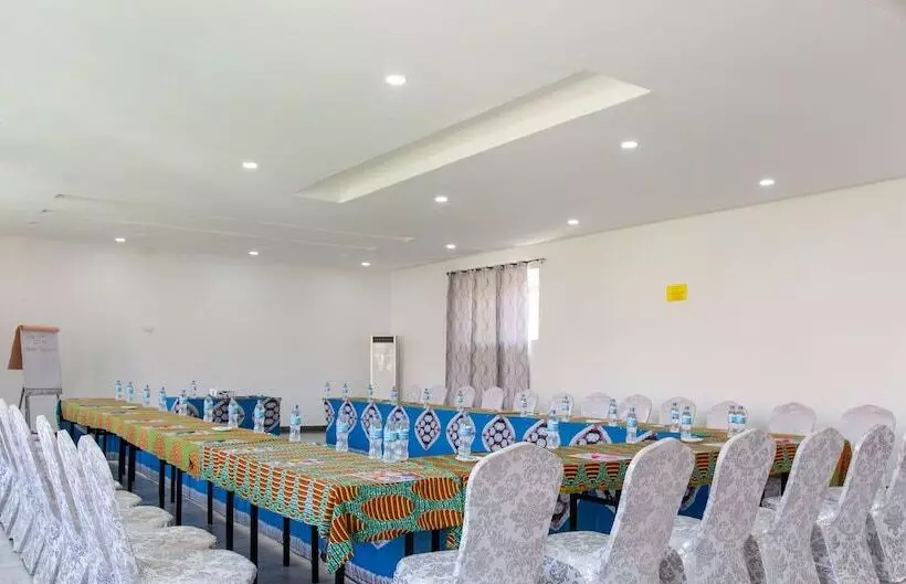 Regency Hotel & Resort   Singida