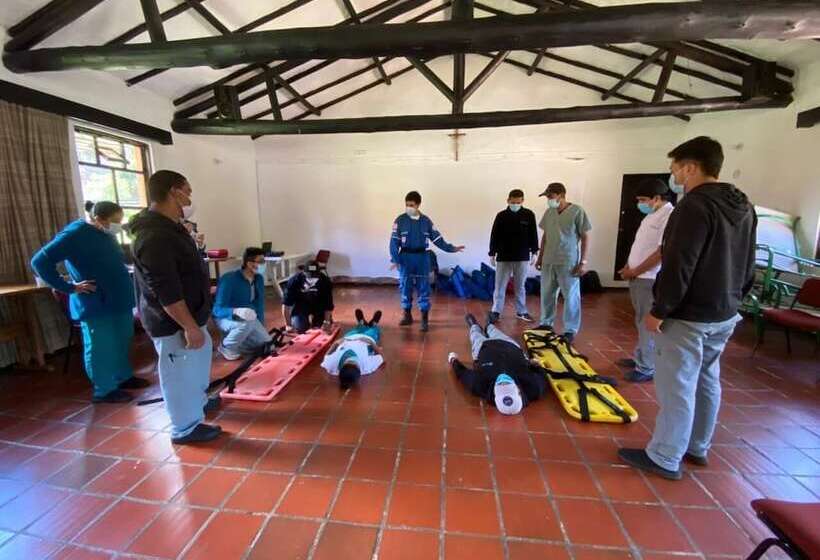 ホテル Termales El Batán