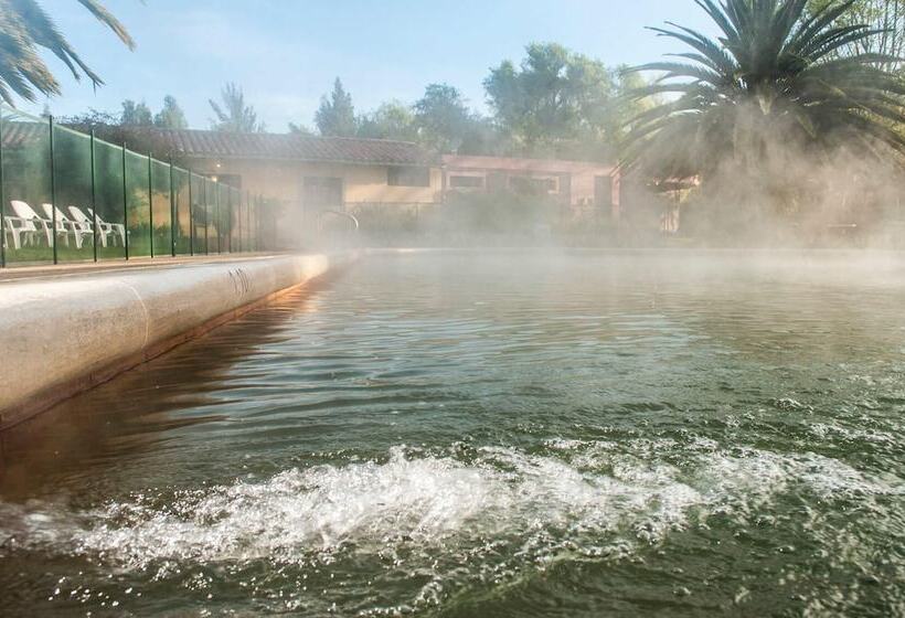 ホテル Termales El Batán