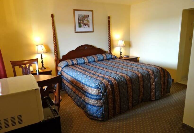 Whispering Pines Motel