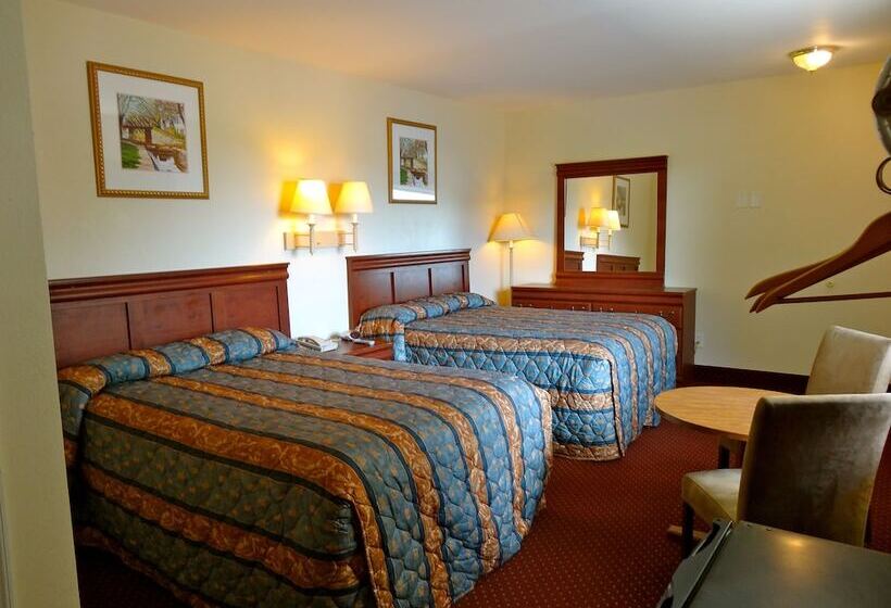 Whispering Pines Motel