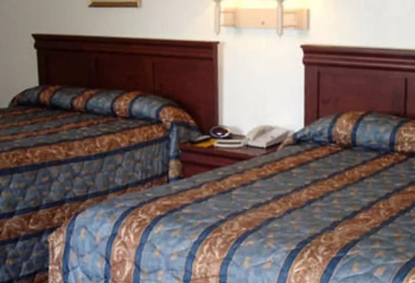 Whispering Pines Motel