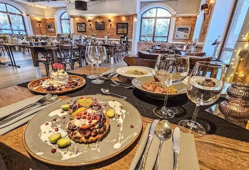 Folwark Lekuk Hotel Spa