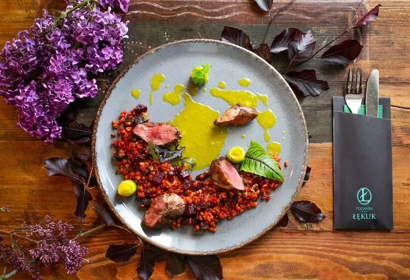 Folwark Lekuk Hotel Spa