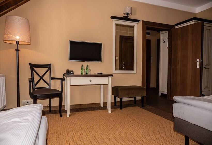 Folwark Lekuk Hotel Spa