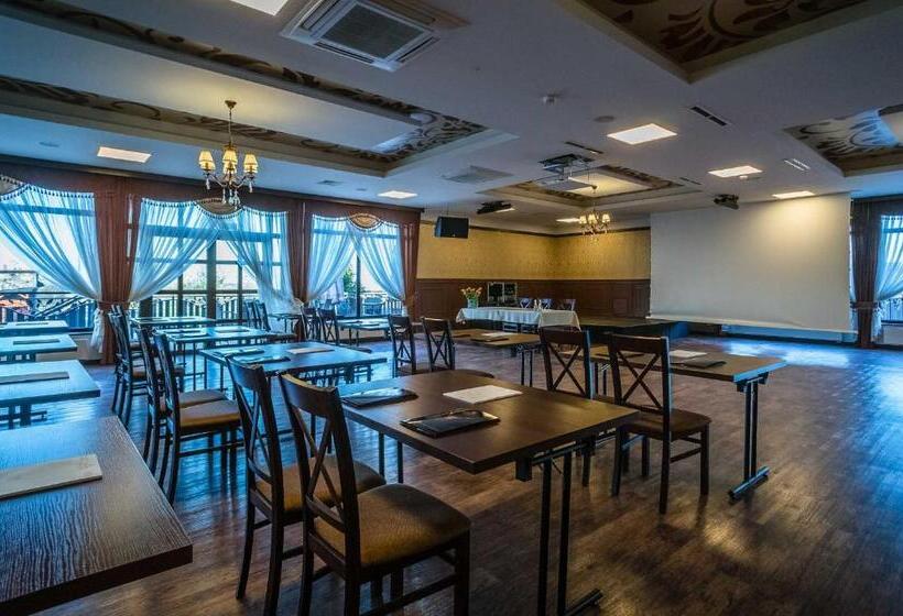 酒店 Resort Strzelnica