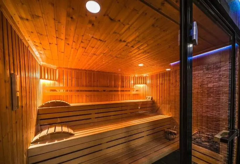 Hotelli Resort Strzelnica