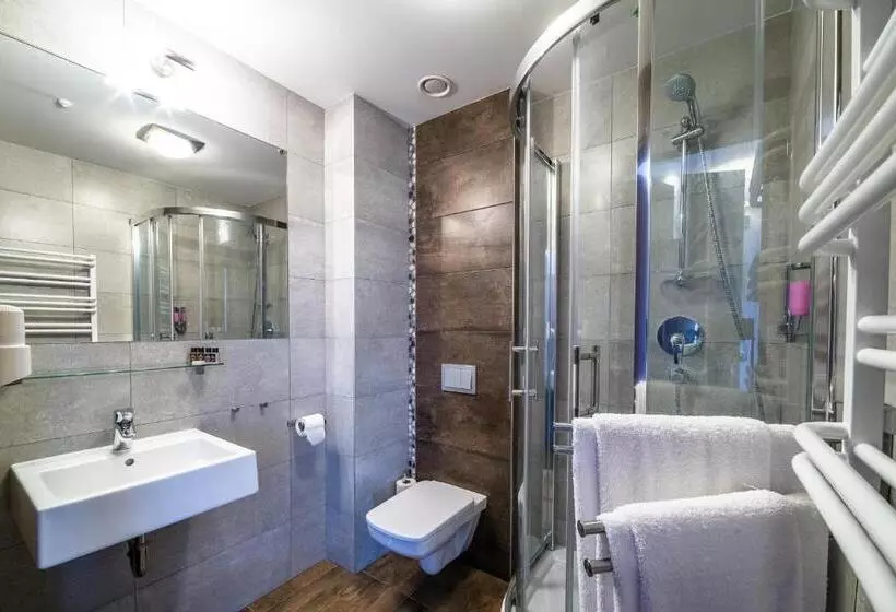 Hotelli Resort Strzelnica