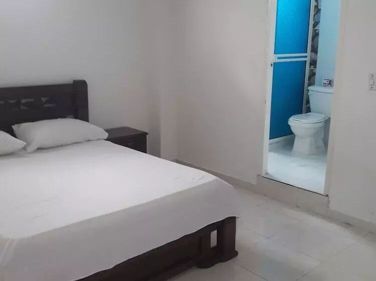 هتل Hospedaje Casa Rosada