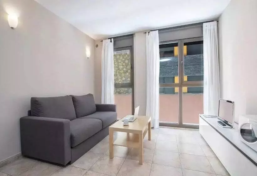 Apartamentos Tarter 3000