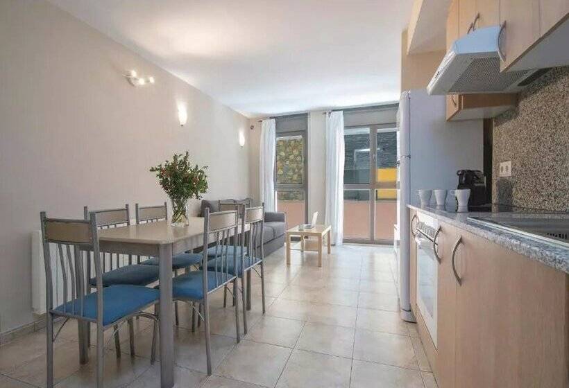 Apartamentos Tarter 3000