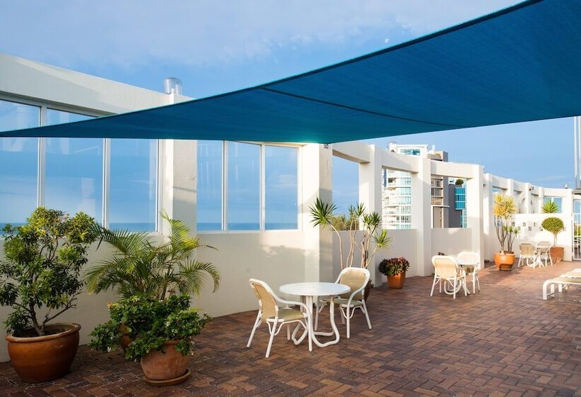 Beachcomber International Resort