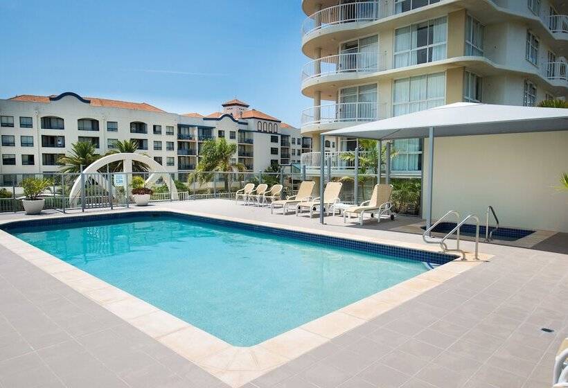 Beachcomber International Resort