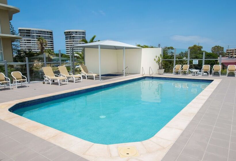 Beachcomber International Resort