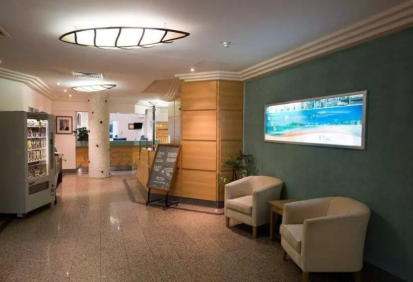 Beachcomber International Resort