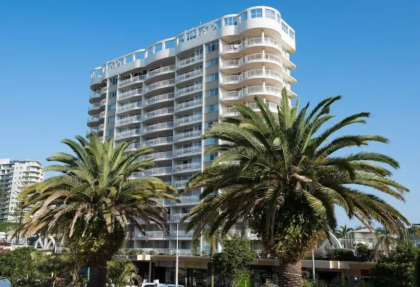 Beachcomber International Resort